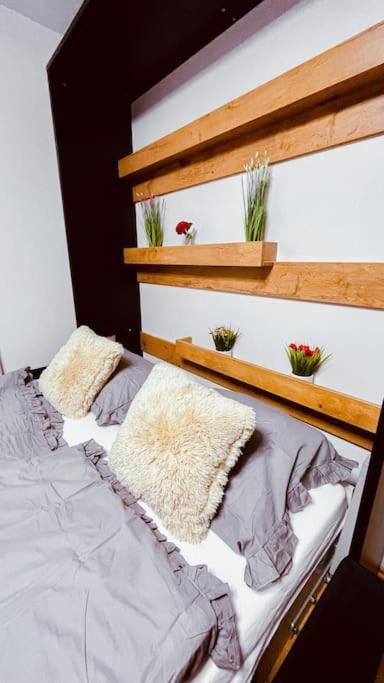 Moderny Apartman S Parkovanim Bratislava Exterior foto